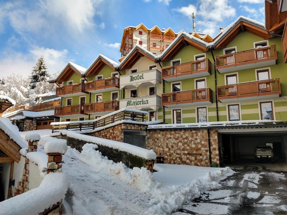 Hotel Majorka Andalo Exterior photo